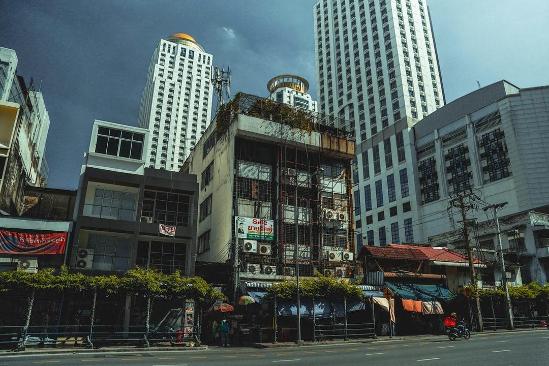 Managing the Heat: What Nobody Tells You About Your First Southeast Asian Summer as an Expat
